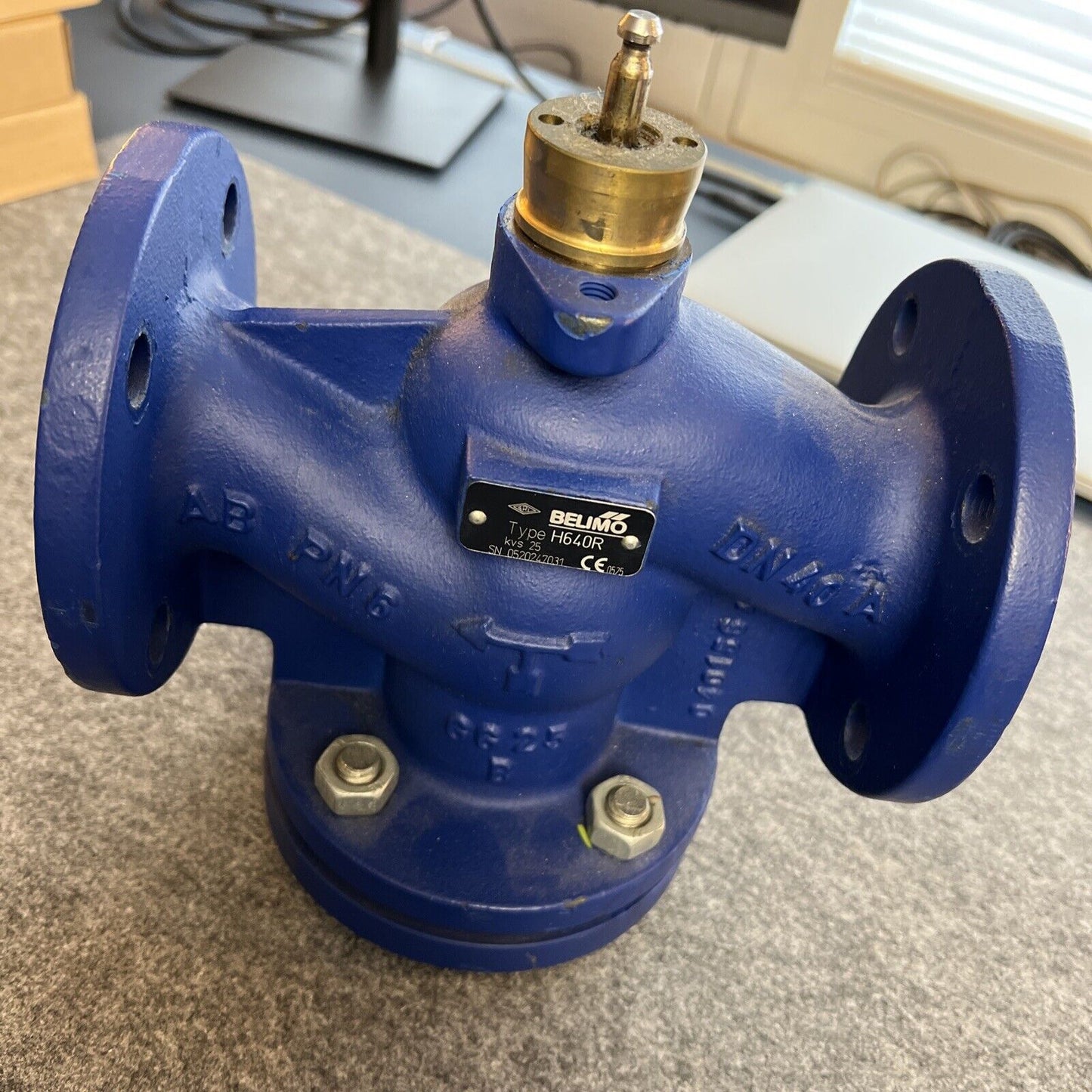 Belimo UNV-002 Hubventil H 640 R PN6 DN40 (5)
