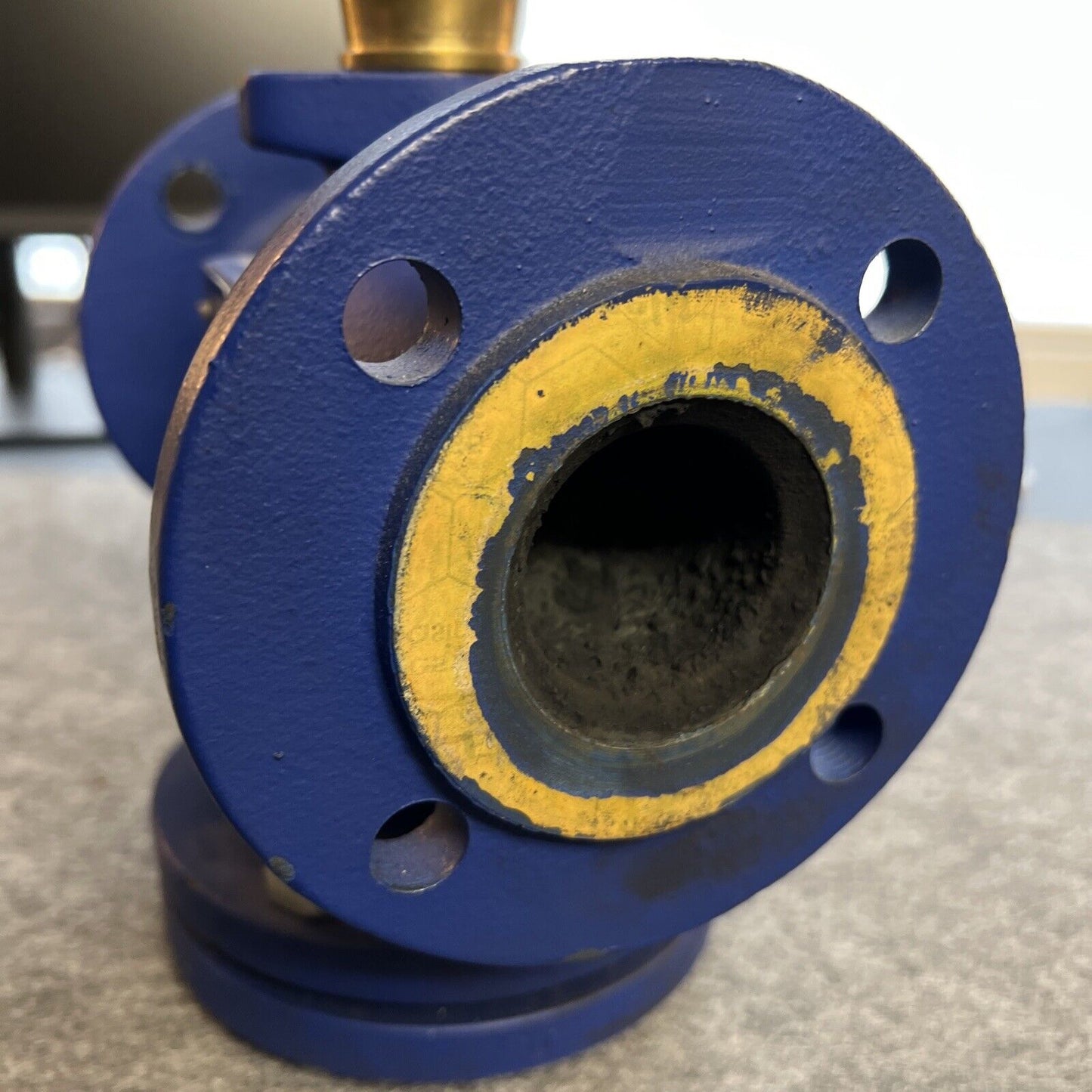 Belimo UNV-002 Hubventil H 640 R PN6 DN40 (5)